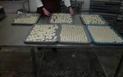 Продавці-консультанти,  ліпники пельменів